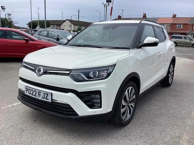 Used SsangYong Tivoli 163 HP (119 kW) 2022 White SUV