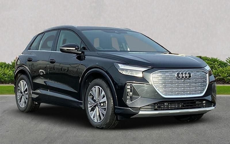 New 2026 Audi Q4 e-tron Sport SUV | £49,099 (Super price) - Image 1/4