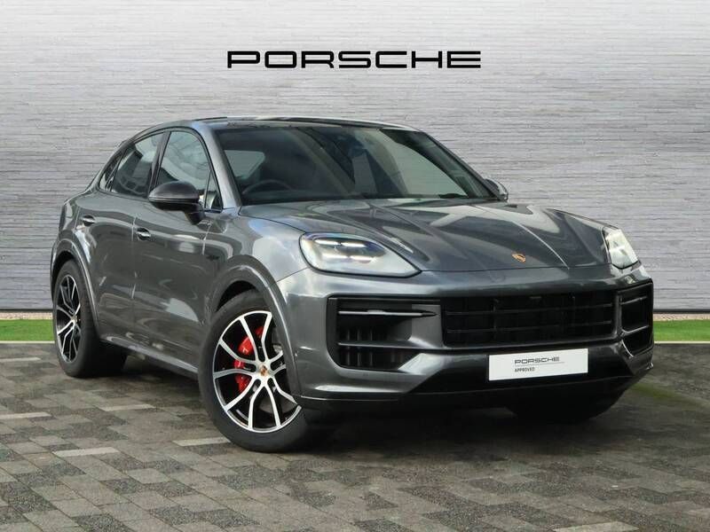 Quarzite grey metallic New 2024 Porsche Cayenne S E-Hybrid SUV | £103,900 (A bit pricey) - Image 1/4