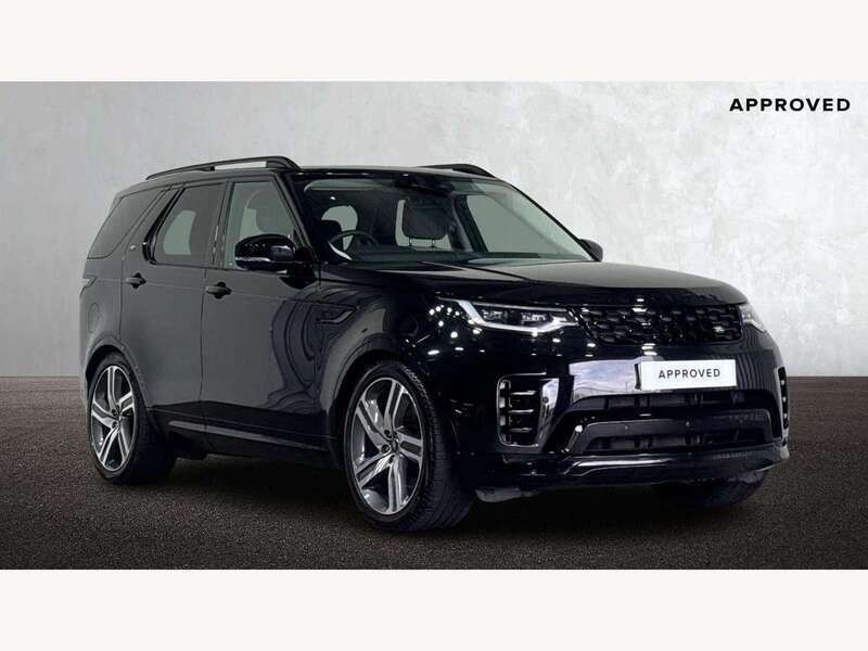 Black Used 2025 Land Rover Discovery 5 HSE Dynamic SUV | £64,250 (Expensive) - Image 1/4