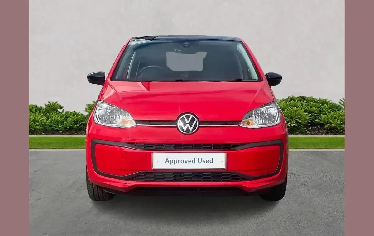 Begagnad VW up! Black Edition 65 HK (47 kW) 2022 Röd Halvkombi
