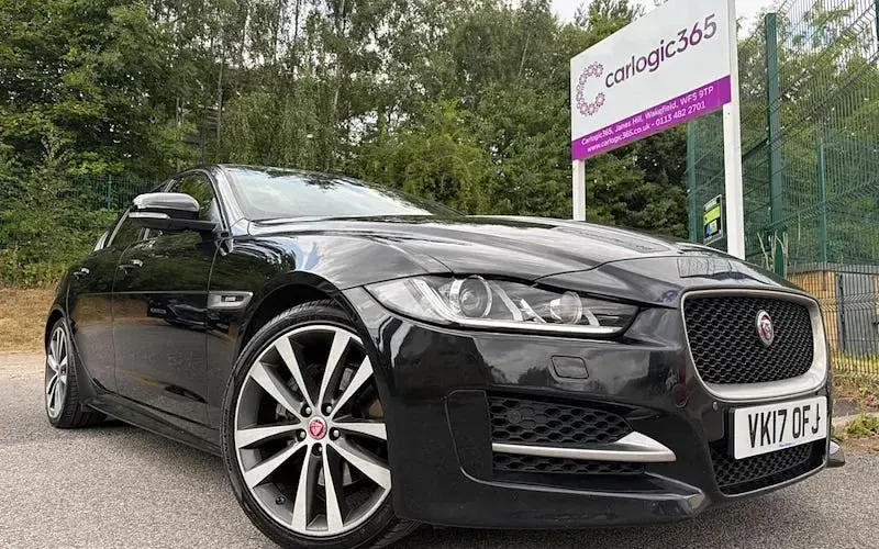 Used Jaguar XE R-Sport 179 HP (131 kW) 2019 Sedan