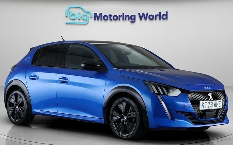 Used Peugeot 208 GT 102 HP (75 kW) 2023 Blue Hatchback