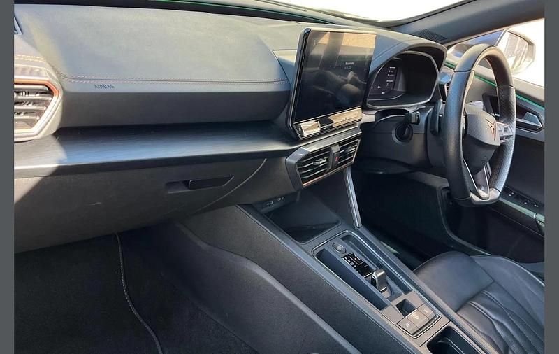 Used Cupra Formentor 200 HP (147 kW) 2024 Grey SUV