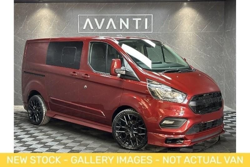 Used Ford Transit Custom Limited 130 HP (95 kW) 2020 Red Van