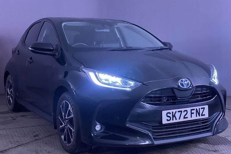 Used 2022 Toyota Yaris Hybrid Design | £15,999 (Fair price) - Image 1/1