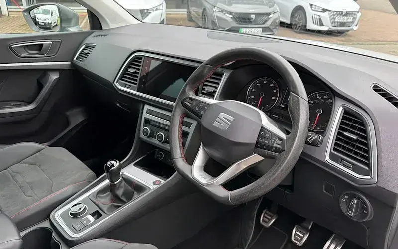 Used Seat Ateca FR 150 HP (110 kW) 2021 White SUV