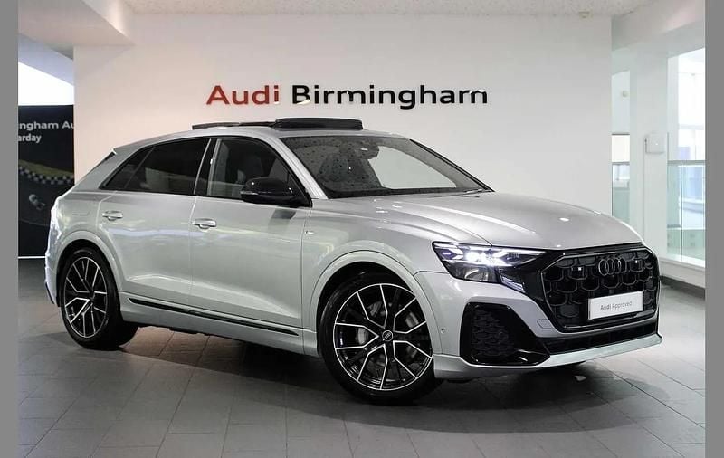 Satellite silver, metallic New 2025 Audi Q8 Design SUV | £84,950 (A bit pricey) - Image 1/4