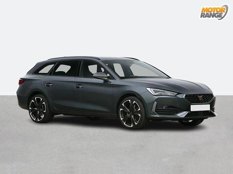 White Used 2023 Cupra Leon VZ2 Estate | £23,895 (Fair price) - Image 1/1