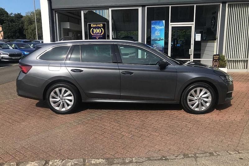 New Skoda Octavia SE L 110 HP (80 kW) 2025 Graphite grey metallic Estate