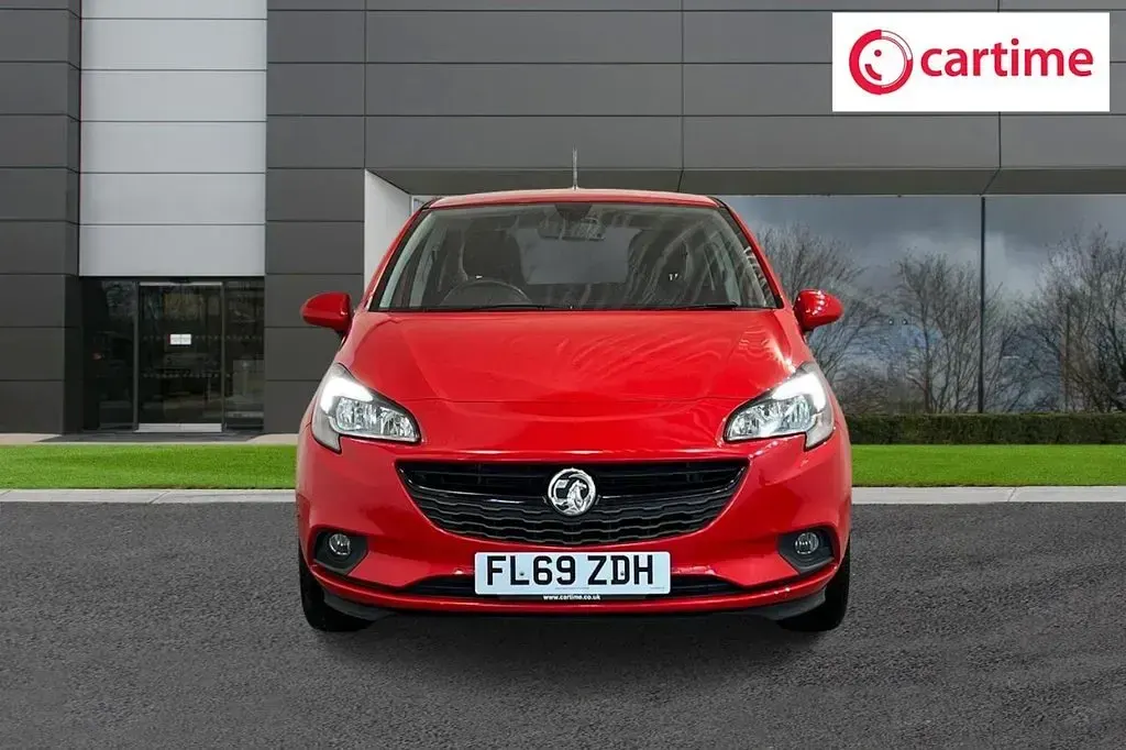 Usado Vauxhall Corsa 75 HP (55 kW) 2019 Vermelho Citadino