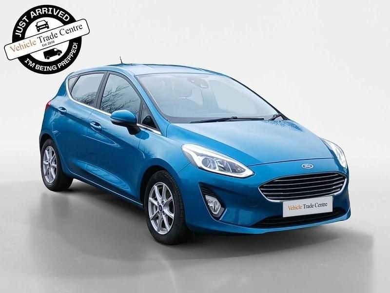 Used Ford Fiesta Zetec 100 HP (73 kW) 2018 Blue Hatchback