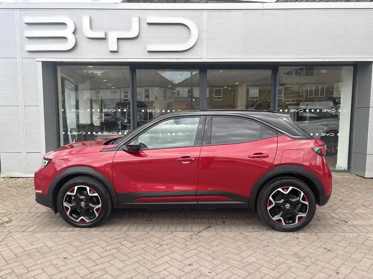 Used Vauxhall Mokka SRi 98 kW (134 HP) 2022 Red SUV