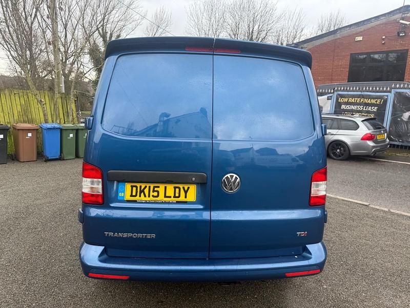 Used VW Transporter Highline 180 HP (132 kW) 2015 Blue Van
