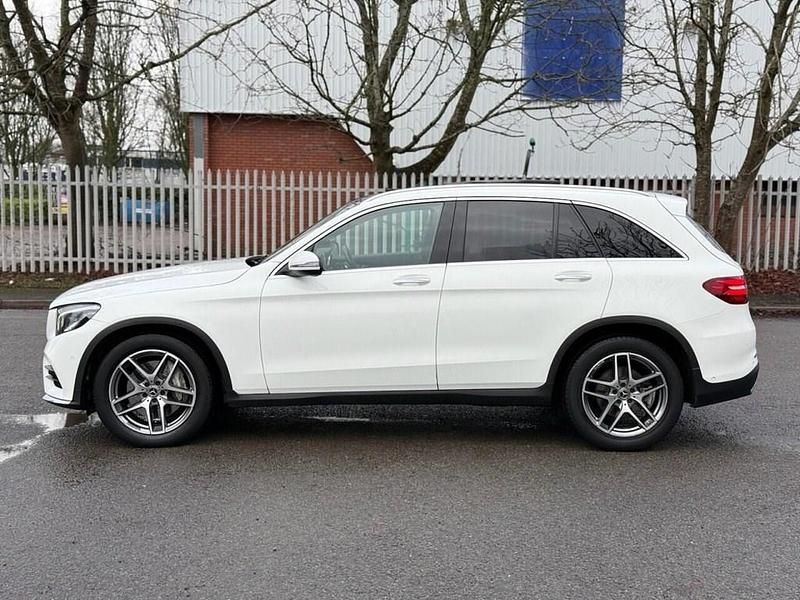 Used Mercedes GLC220 AMG line 2018 White SUV