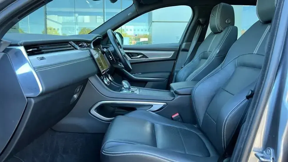 Używany Jaguar F-Pace R-Dynamic 204 KM (150 kW) 2022 Szary SUV