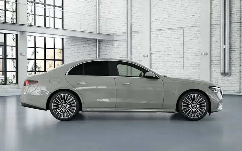 New Mercedes E200 Premium Plus 204 HP (150 kW) 2026 Sedan