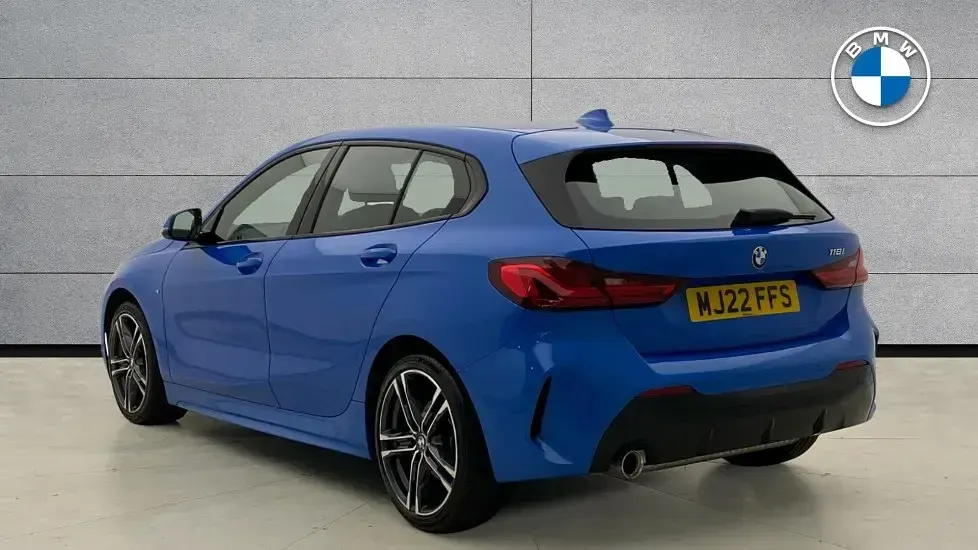 Used BMW 118 M Sport 134 HP (98 kW) 2022 Blue Hatchback