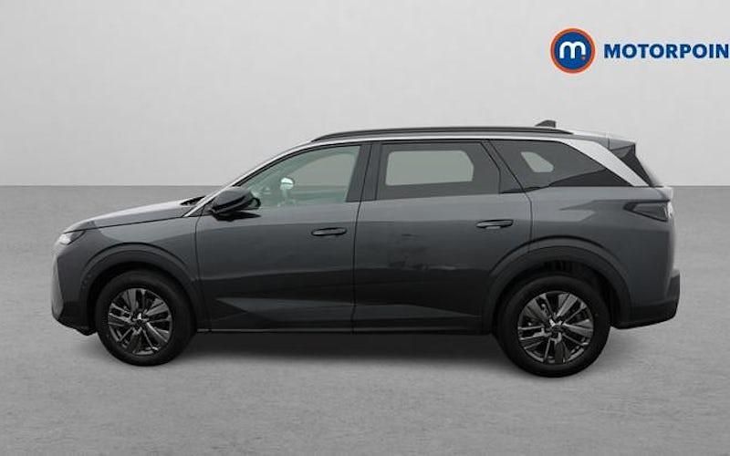Used Peugeot 5008 Allure 145 HP (106 kW) 2025 Grey SUV