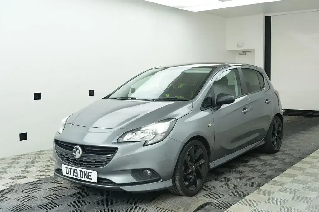 Used Vauxhall Corsa SRi 90 HP (66 kW) 2019 Grey Hatchback