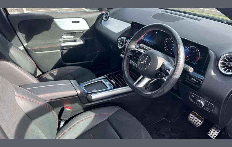 Used Mercedes GLA200 AMG Line Premium 163 HP (119 kW) 2023 Black SUV