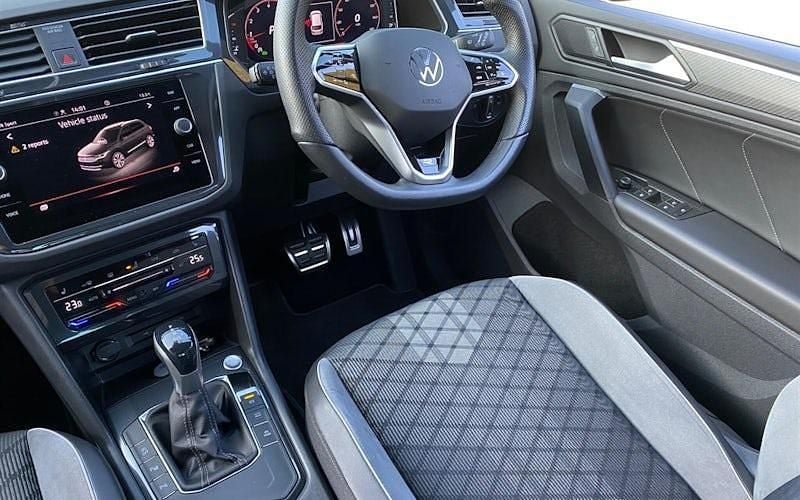 Used VW Tiguan R-line 150 HP (110 kW) 2023 White SUV