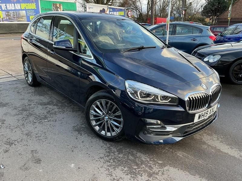 Used BMW 218 Luxury Line 2019 Blue Hatchback