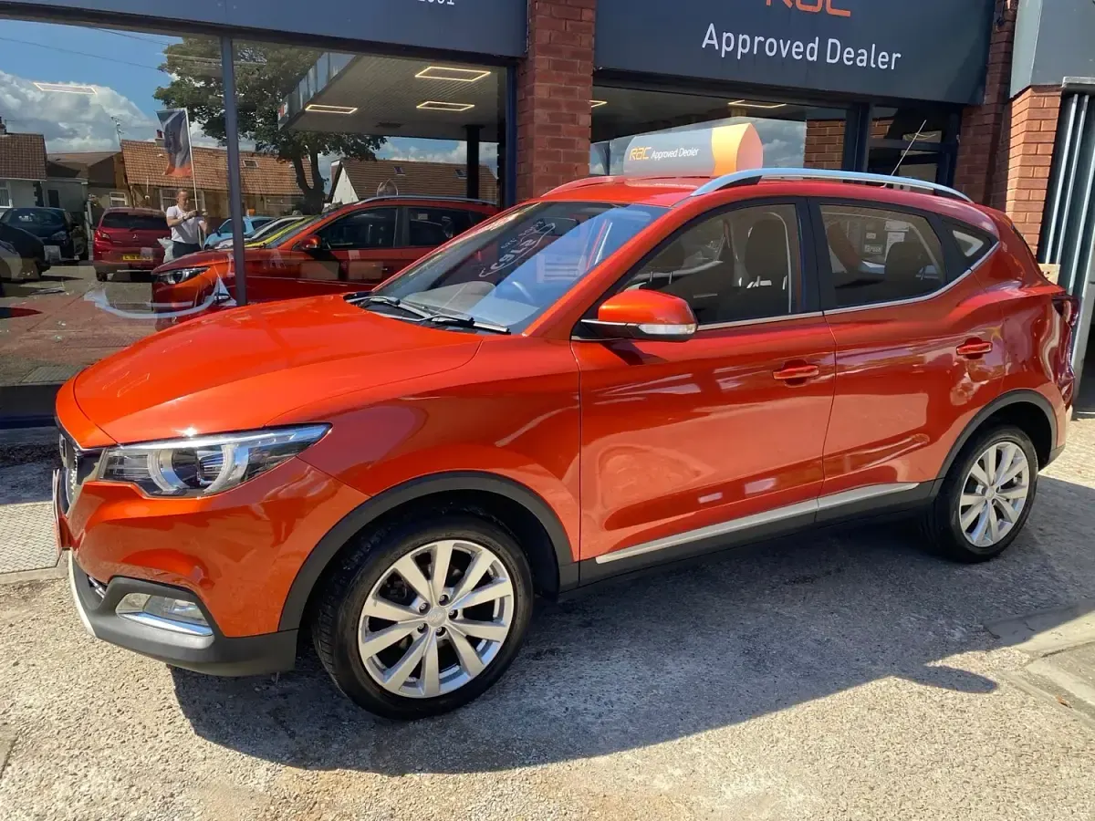 Used MG ZS Excite 111 HP (81 kW) 2019 Orange SUV