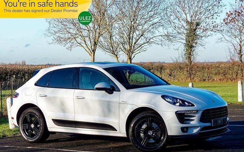 Used 2017 Porsche Macan S SUV | £17,995 (Fair price) - Image 1/4