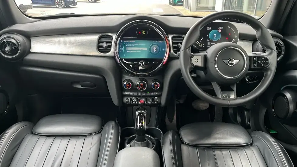 Usado Mini Cooper Exclusive 136 CV (100 kW) 2023 Azul Utilitario