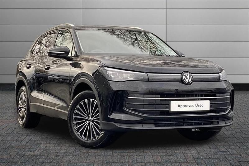New VW Tiguan Match 150 HP (110 kW) 2026 Grenadilla black SUV
