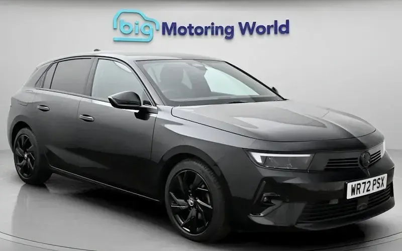 Second-hand Vauxhall Astra GS Line 131 CP (96 kW) 2022 Hatchback