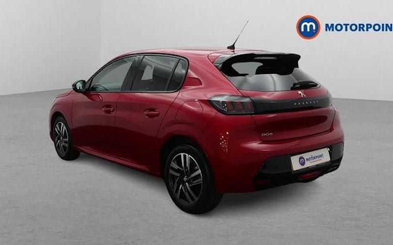 Used Peugeot 208 Allure+ 131 HP (96 kW) 2023 Red Hatchback