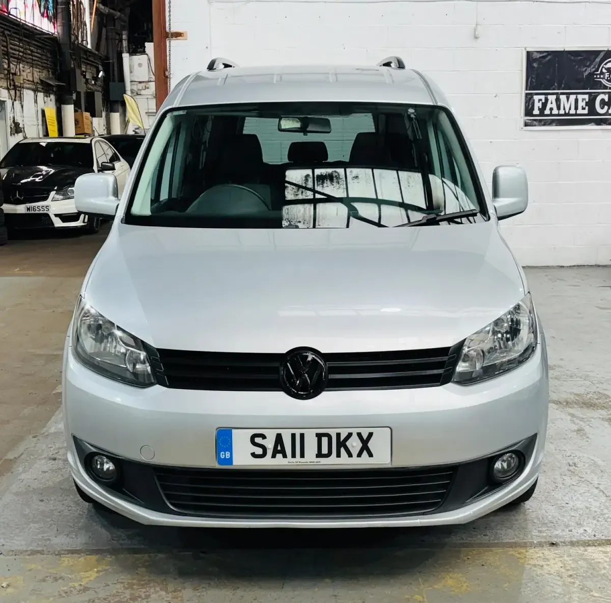 Used VW Caddy Maxi Life 102 HP (75 kW) 2011 Silver MPV