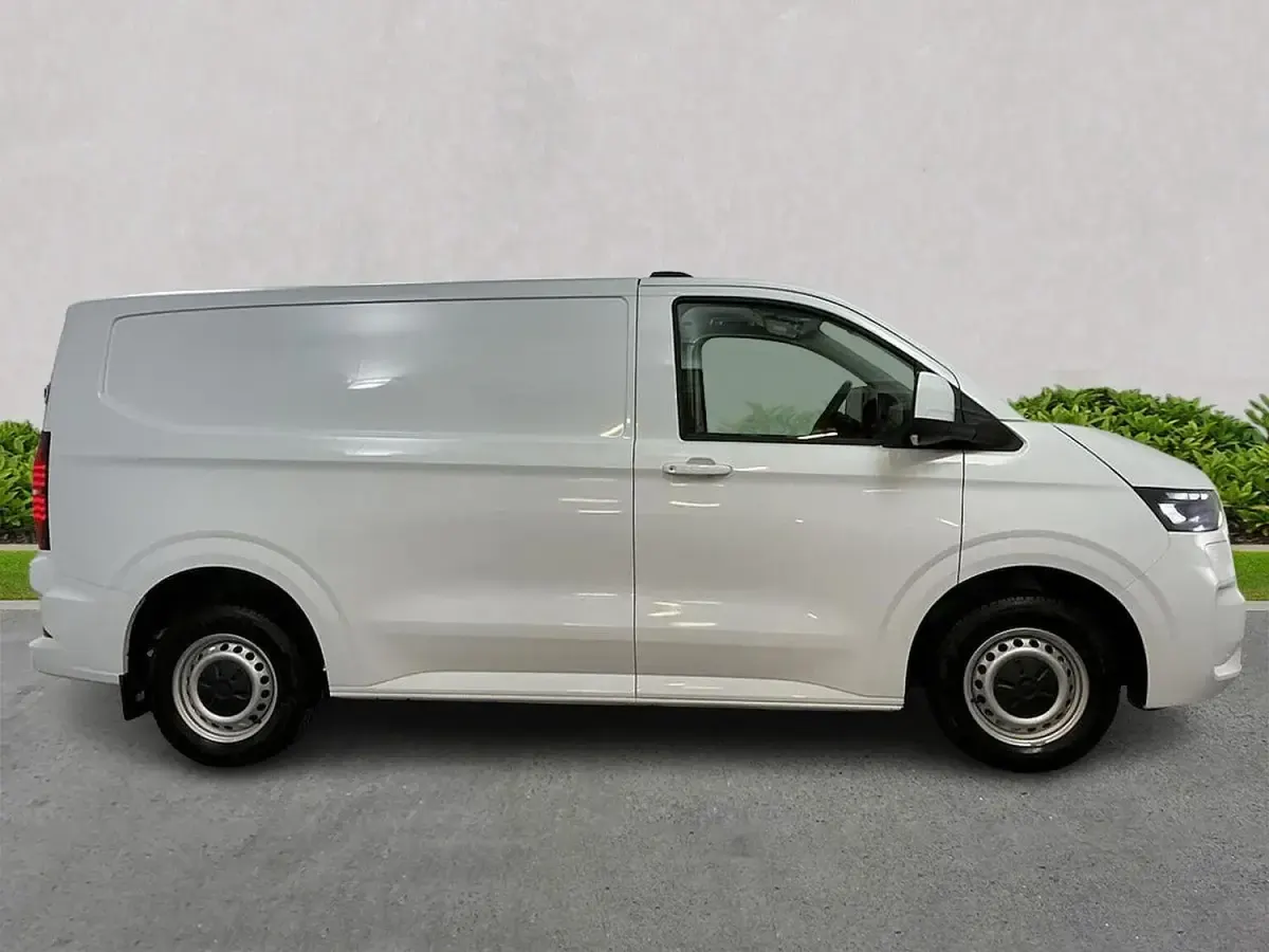 New VW T7 100 kW (136 HP) 2025 White Van