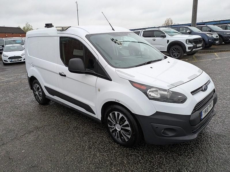 Used Ford Transit Connect 100 HP (73 kW) 2018 White MPV