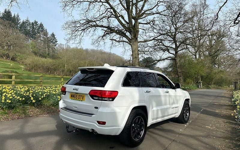 Used Jeep Grand Cherokee Overland 250 HP (183 kW) 2016 SUV