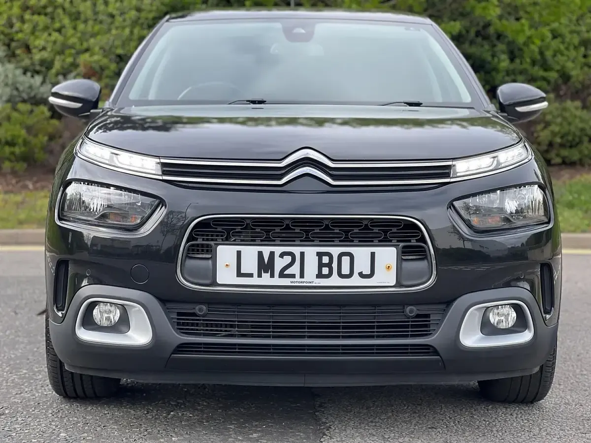 Used Citroën C4 Cactus Flair 110 HP (80 kW) 2021 Black Hatchback