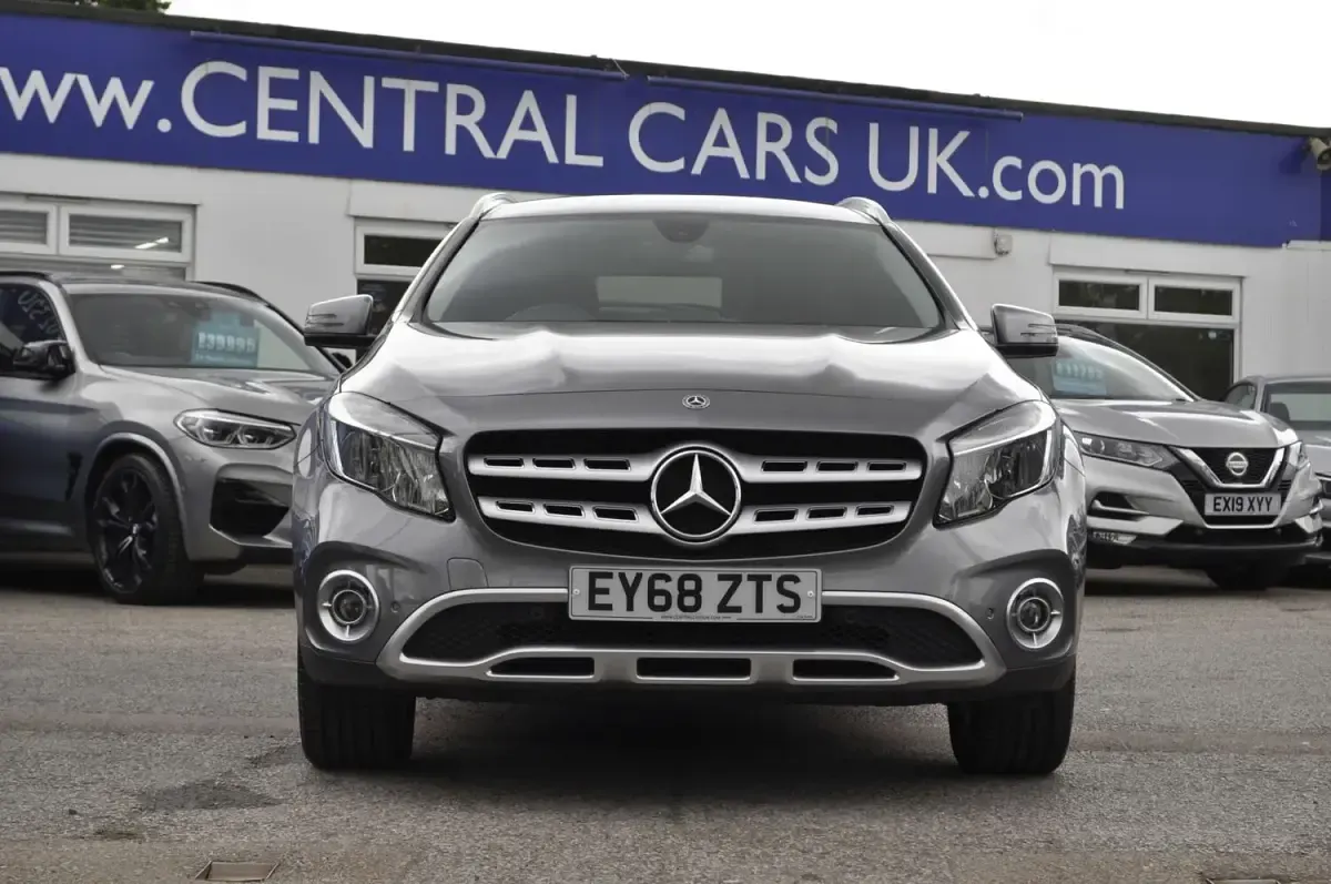 Used Mercedes GLA220 Executive 174 HP (127 kW) 2018 Grey SUV