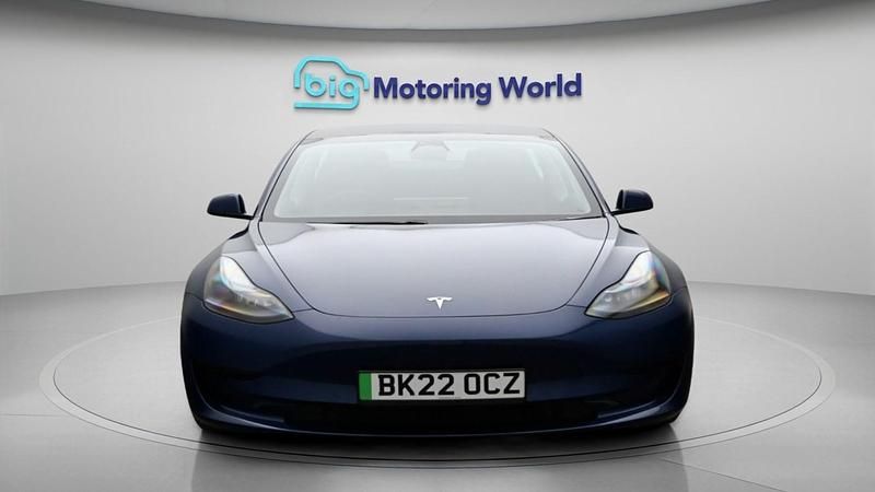 Used Tesla Model 3 Standard Range Plus 222 kW (302 HP) 2022 Blue Sedan