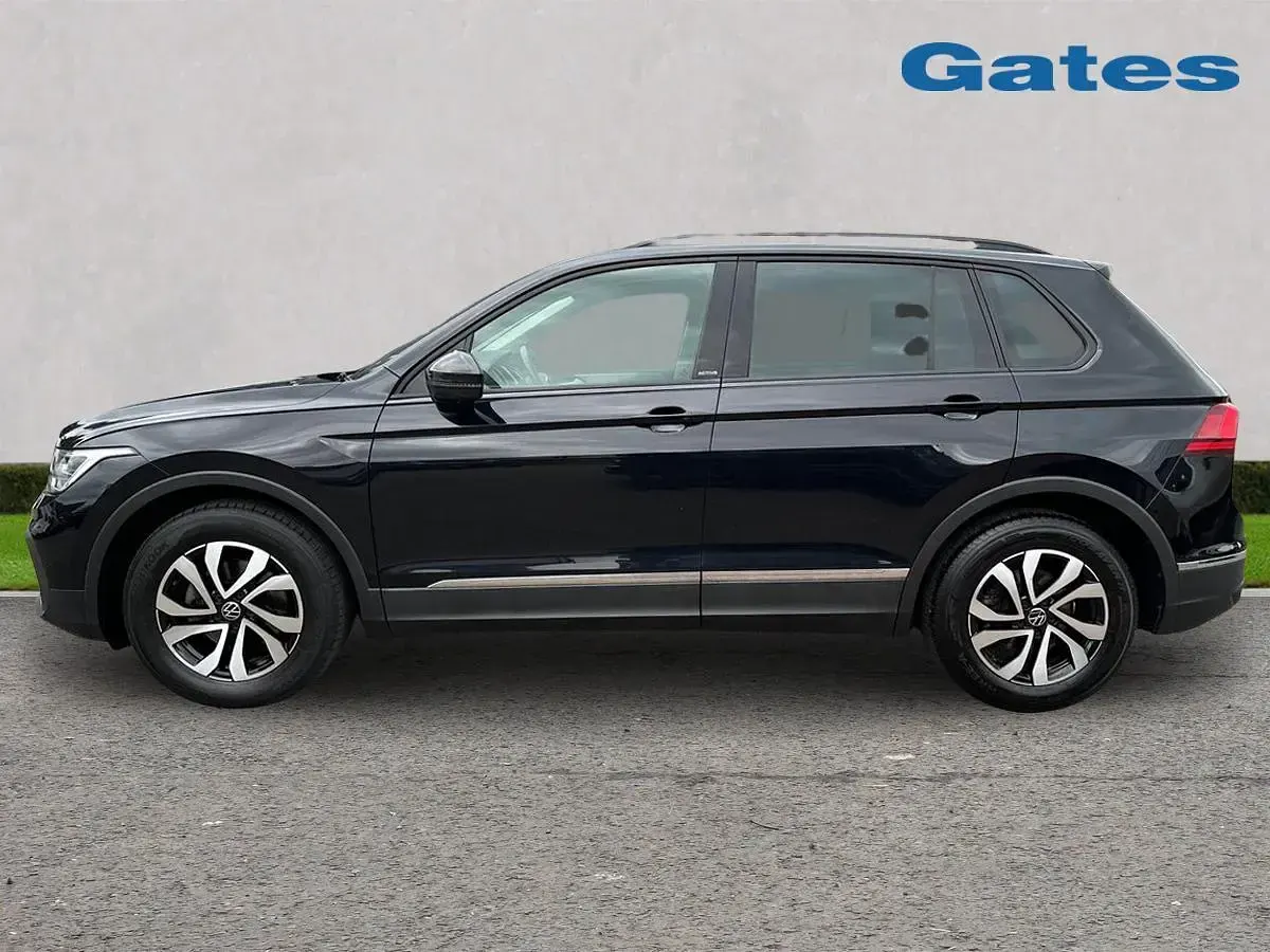 Used VW Tiguan Active 2022 Black SUV
