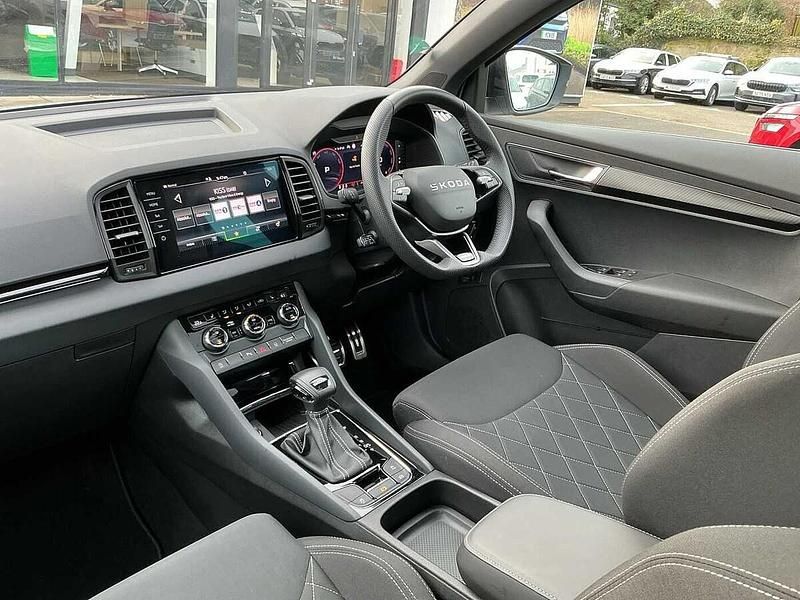 Used Skoda Karoq SportLine 110 HP (80 kW) 2025 Moon white metallic SUV