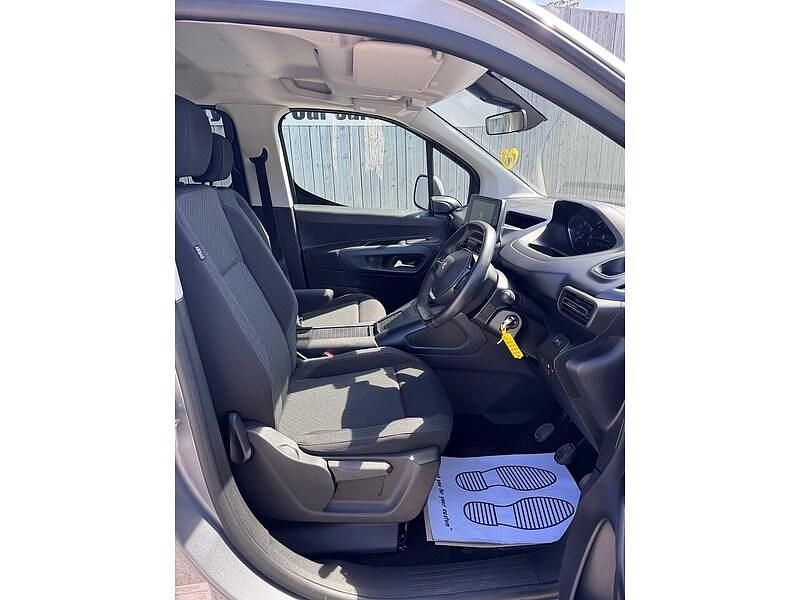 Second-hand Peugeot Rifter Allure 2019 Gri Monovolum