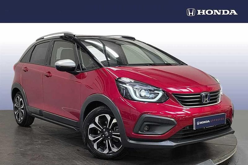 Used Honda Jazz Hybrid 109 HP (80 kW) 2021 Red Hatchback