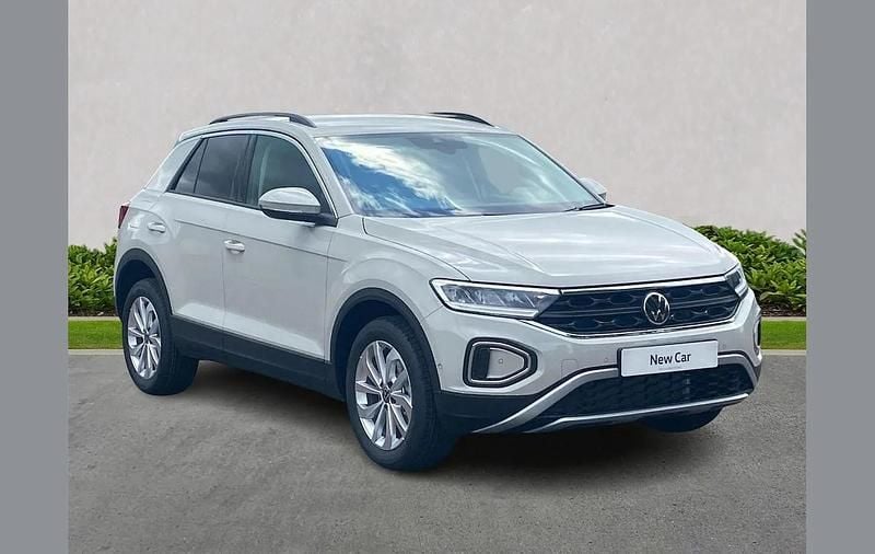 Other New 2025 VW T-Roc Match SUV | £27,899 (Good price) - Image 1/4