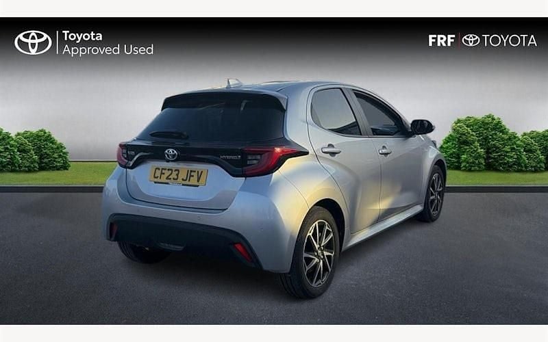 Used Toyota Yaris Hybrid Design 116 HP (85 kW) 2026 Hatchback