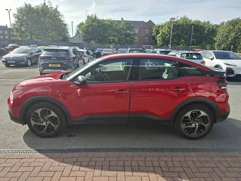 Used Citroën C4 PureTech 2022 Red Hatchback