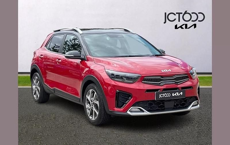 Red Used 2021 Kia Stonic 4 SUV | £14,500 (Fair price) - Image 1/4