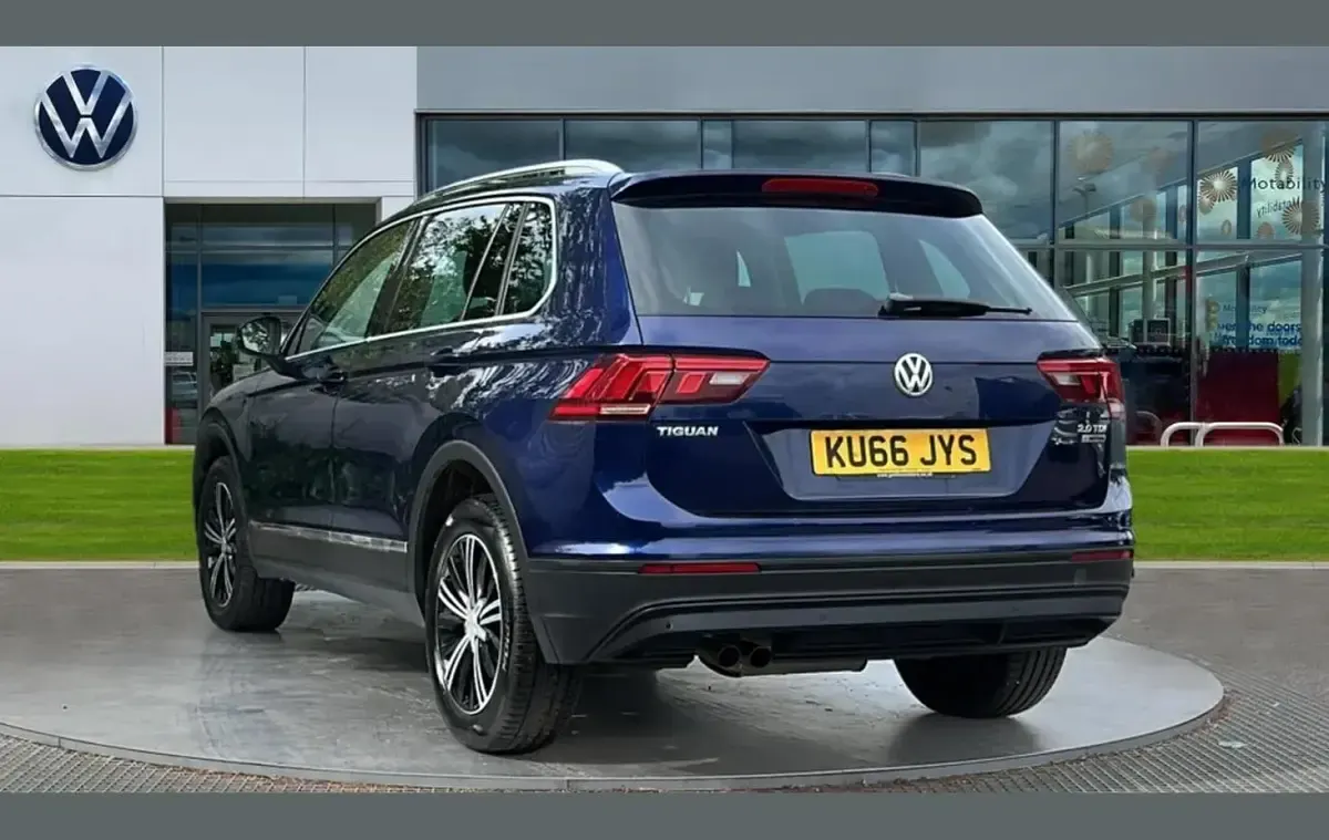 Used VW Tiguan SE 150 HP (110 kW) 2016 Atlantic blue metallic SUV