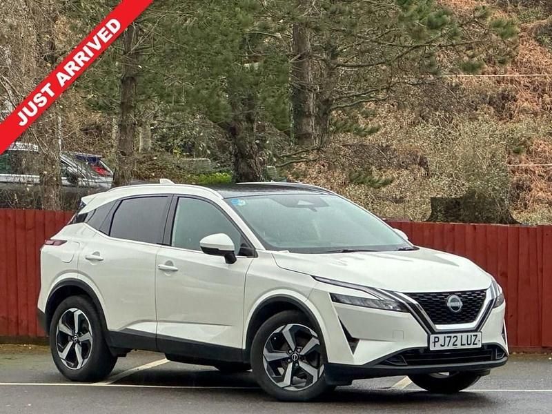 White Used 2022 Nissan Qashqai N-Connecta SUV | £15,399 (Fair price) - Image 1/2